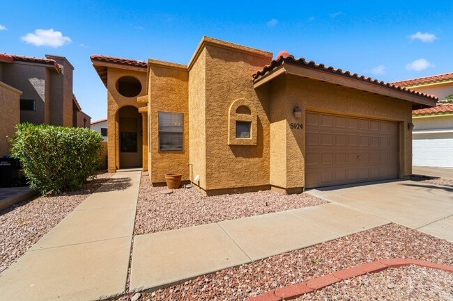 Photo - Move-in-ready home available furnished or unfurnished to suit your lifestyle!!