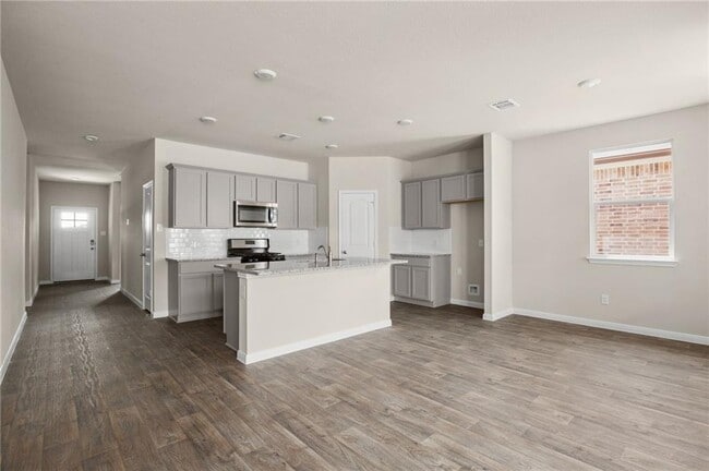 Photo - 150 Jayden Dr