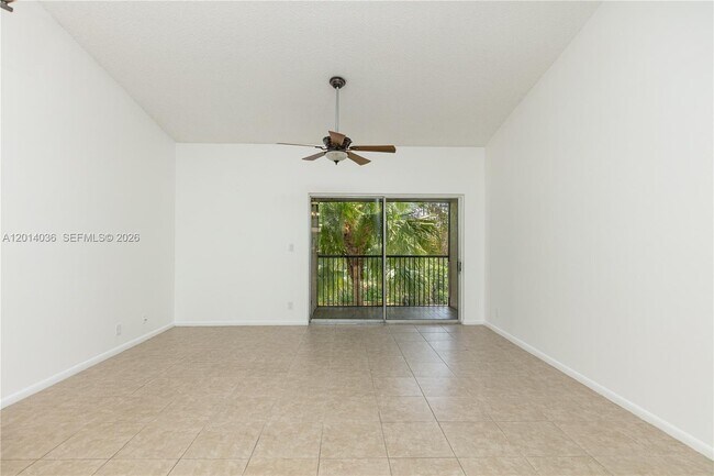 717 Gardens Dr Unit 201