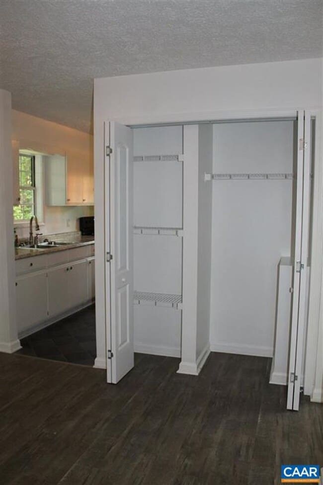 Photo - 2Bed/1 Bath Rental Lake Monticello