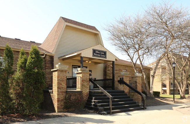 Leasing Office