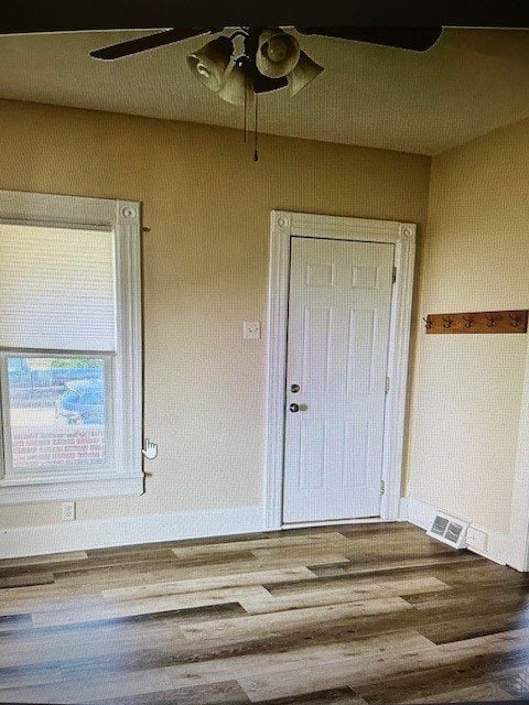 Photo - 423 S 2nd St