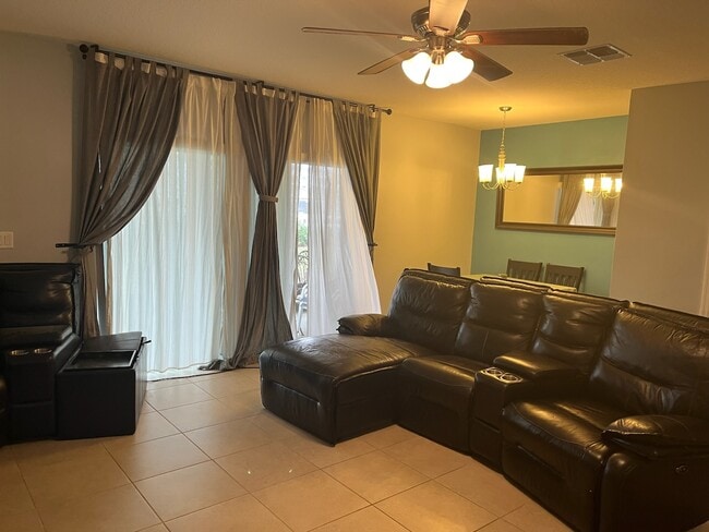 Photo - 104 Arbor Lakes Dr