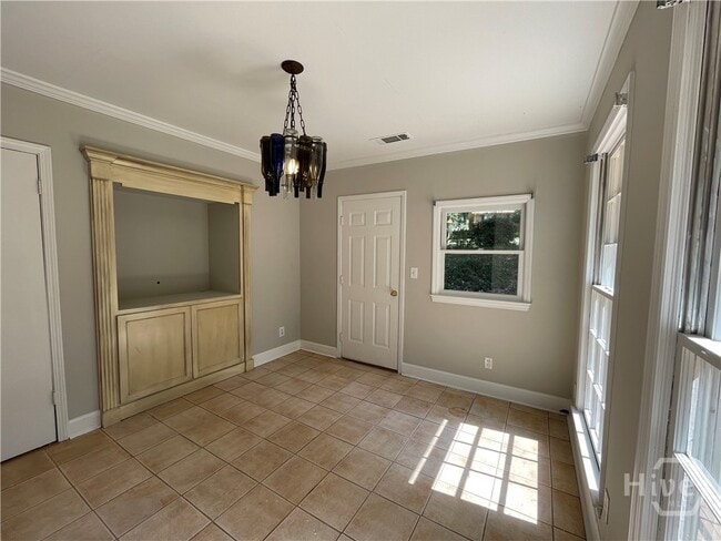 Photo - 260 Timberlane Dr