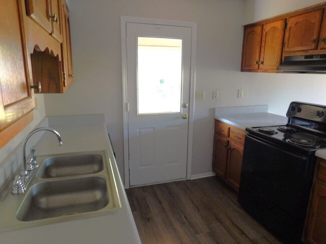 Photo - 5840 Waverly Dr