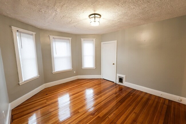 Photo - 4 Standard St Unit 2