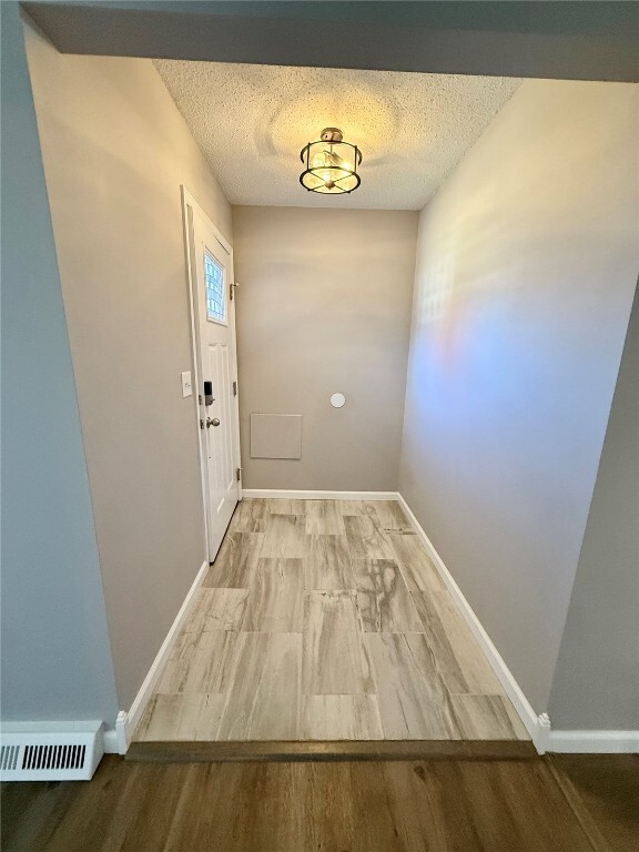 Photo - 107 Mark Trail Dr