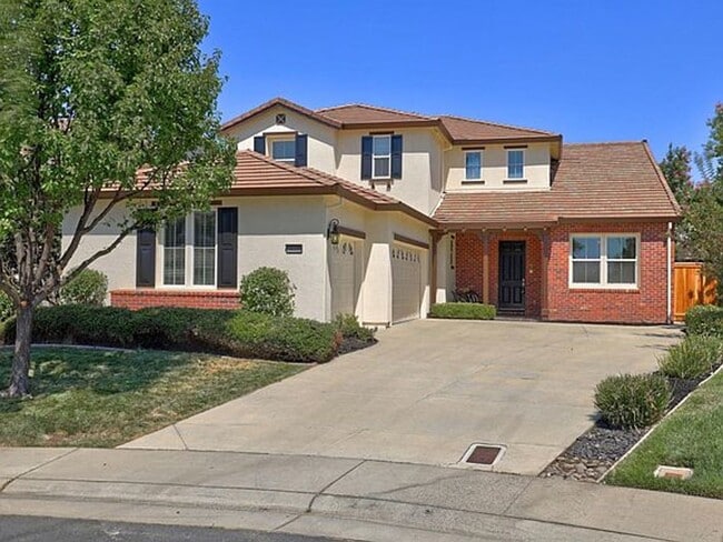 Building Photo - 4 Bedroom Home in Whitney Ranch with Access to Clubhouse