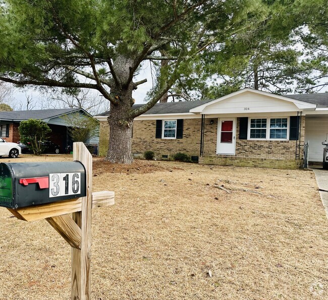 Building Photo - 316 Longhorn Dr Rental