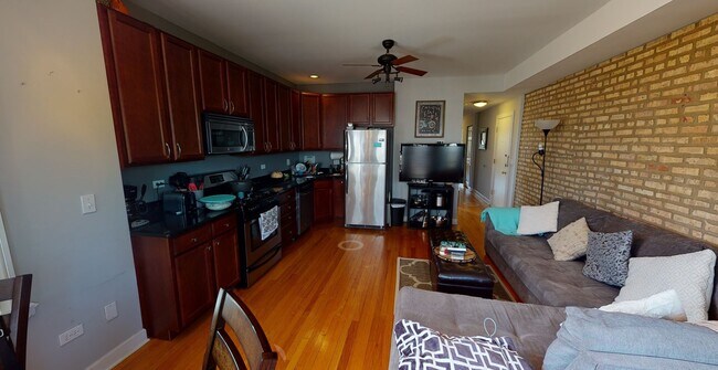 Photo - 2533 W Berwyn Ave Unit 3