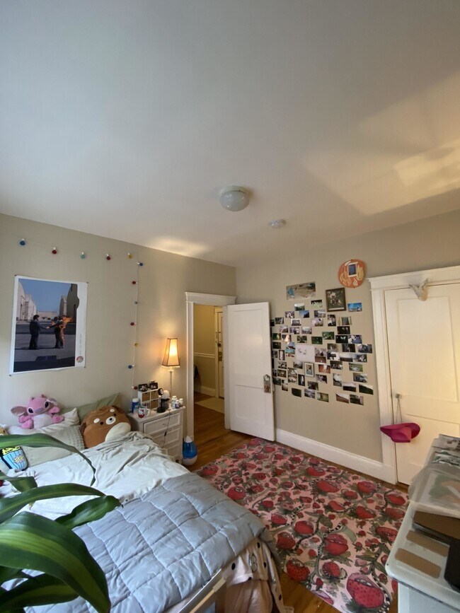 Photo - 1140 Commonwealth Ave