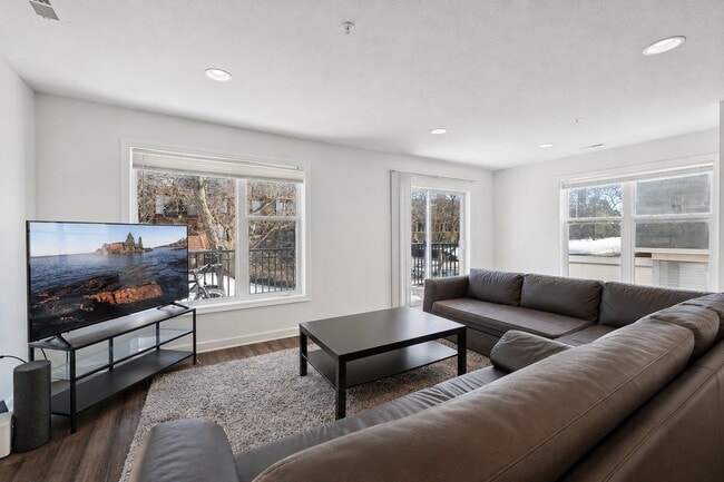 Photo - 3512 Dupont Ave S Unit 2