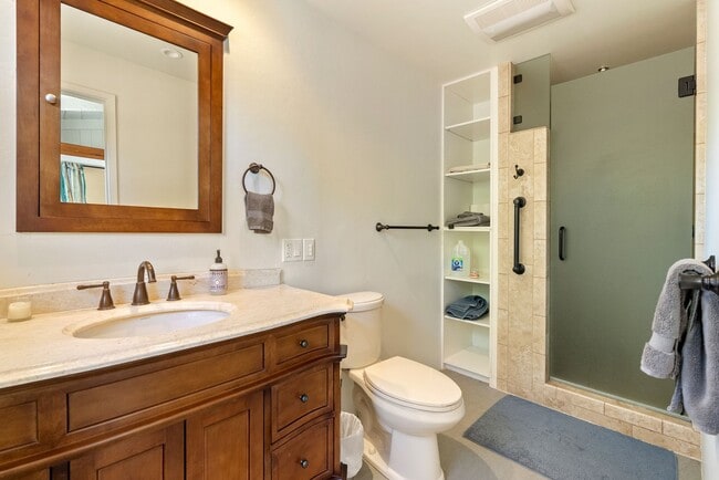 Photo - 3700 Las Pilitas Rd Unidad Master Bedroom