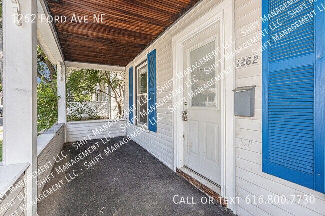 Photo - 1262 Ford Ave NE