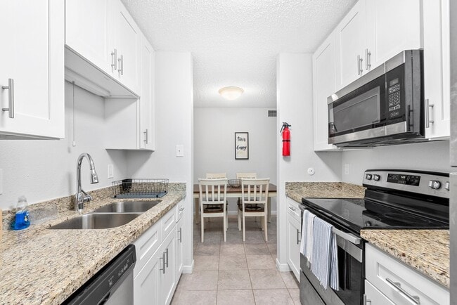 Photo - 7900 N Stadium Dr Unidad 32