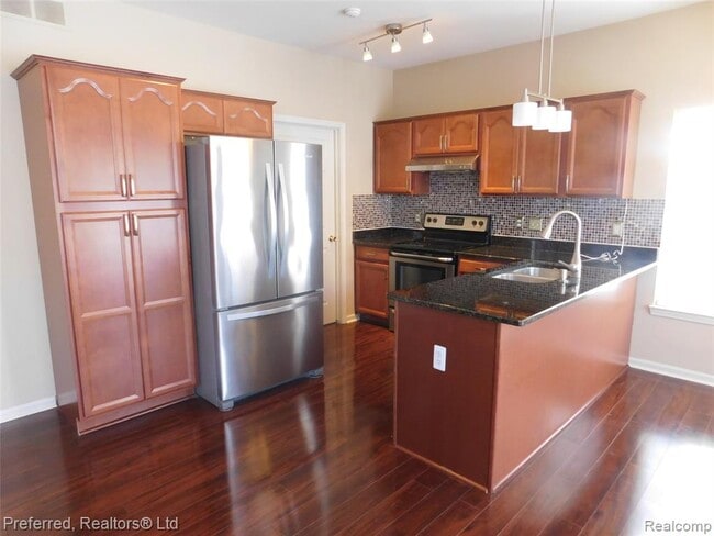 Photo - 43124 Providence Ln