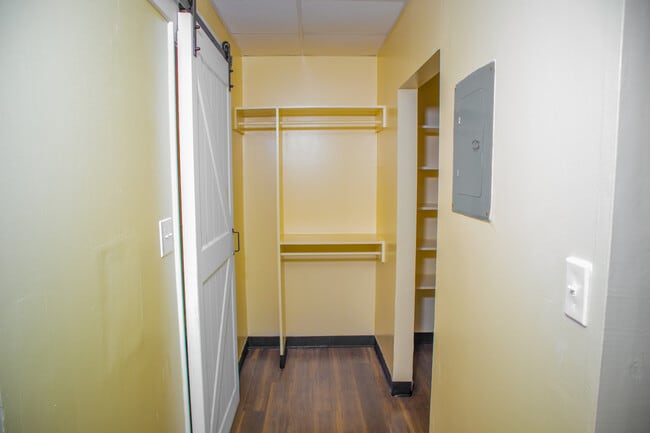 Columbia Place Apartments
