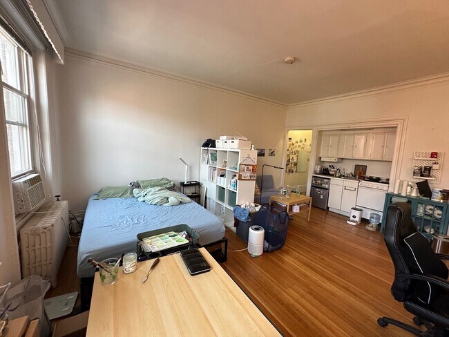 Photo - 100 Charles St Unidad 8