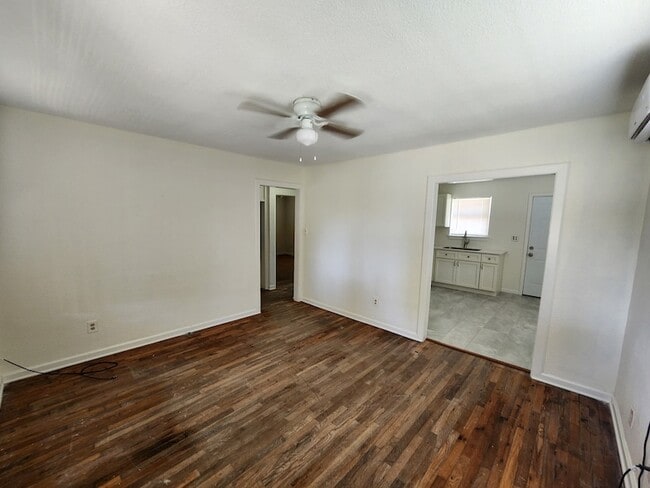 Photo - 112 1st Ave N