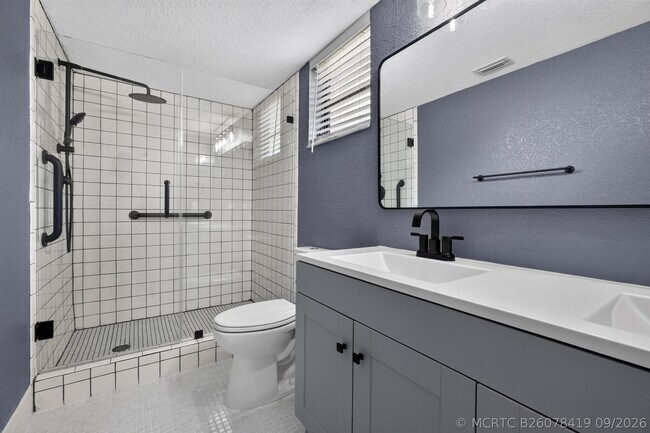 6795 Huntington Ln Unit 201