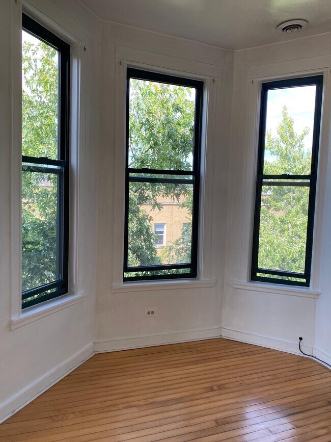 Photo - 2457 N Drake Ave Unit 3rd floor