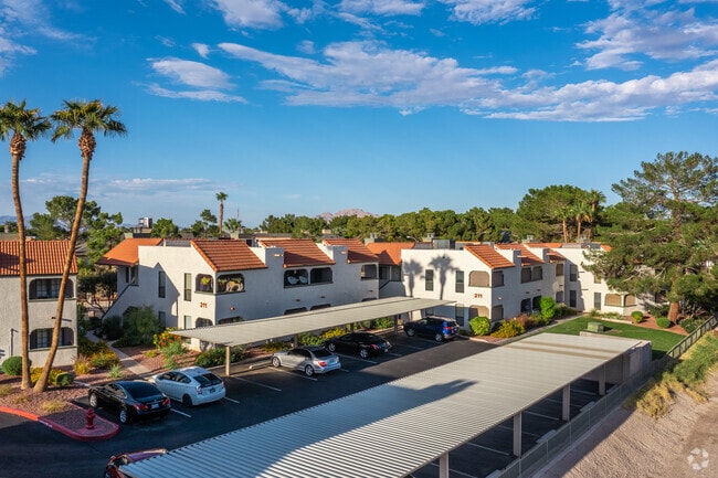 Photo - Newport Cove Vista Apartment