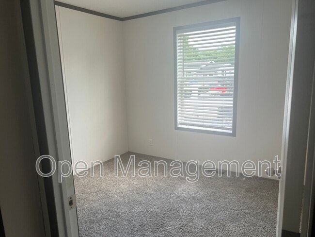Photo - 825 1st Ave E