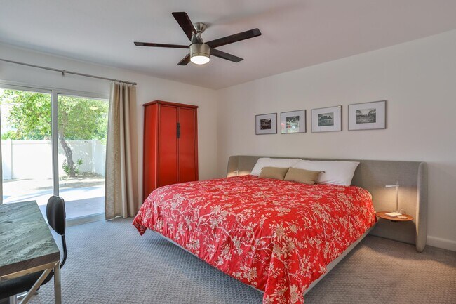 Photo - 1421 Sunflower Cir N