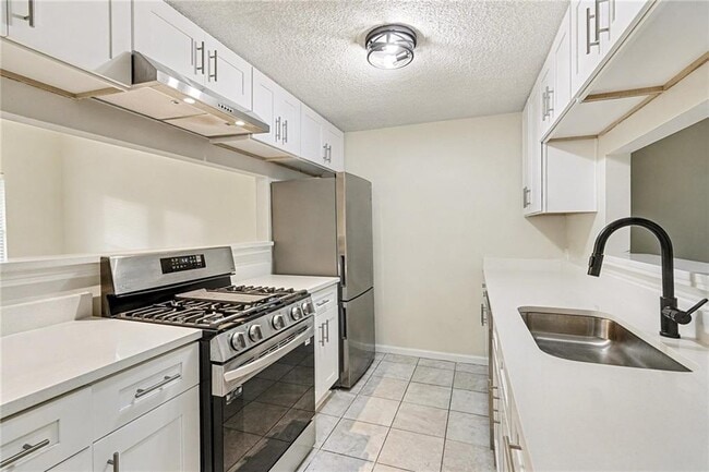 Photo - 106 Ivy Green Ln SE