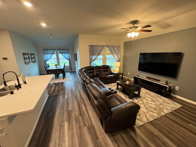 Building Photo - 1729 Hartford Springs Trl