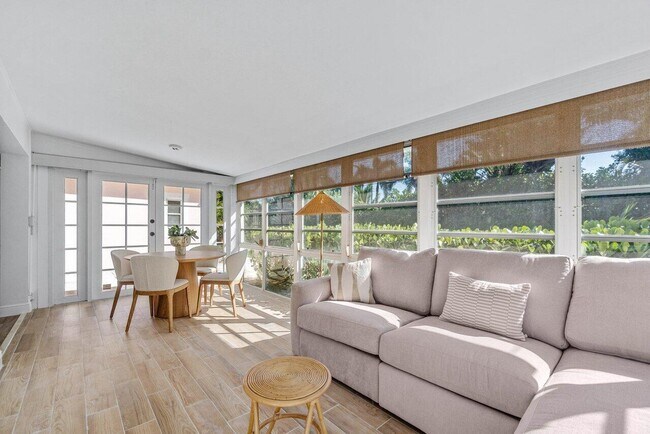 Photo - 240 Forest Hill Blvd