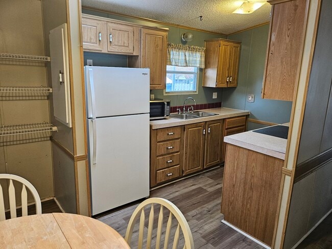 Photo - 279 Tricycle Hill Ln