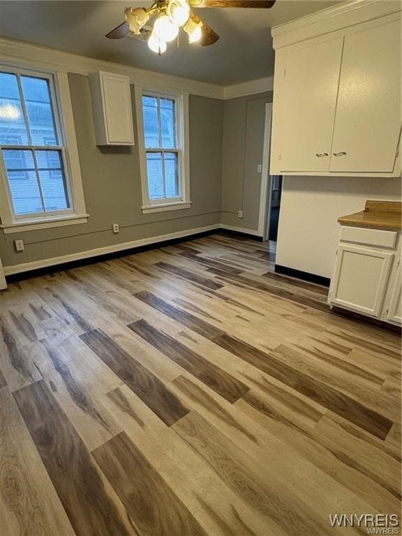 Photo - 221 Maple St