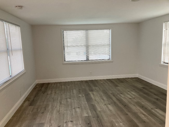 Photo - 3507 Broadway Unidad 203