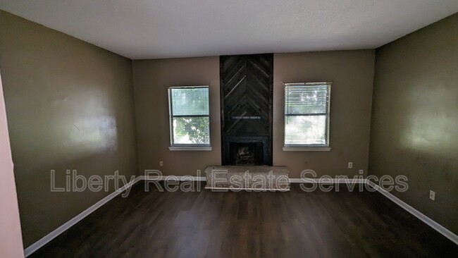 Photo - 1067 Kelly Dr Condo