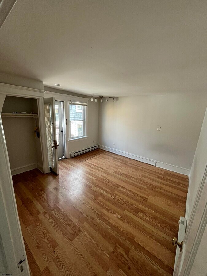 Photo - 14 N Oakland Ave Apartamento