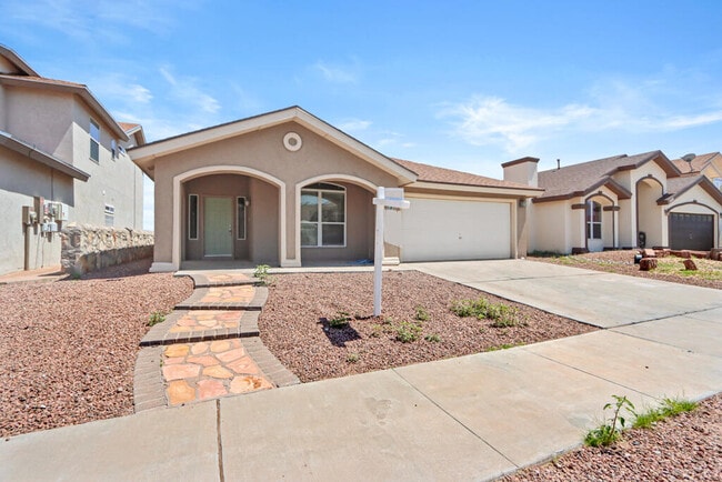 Photo - 5432 Santiago Roque Dr