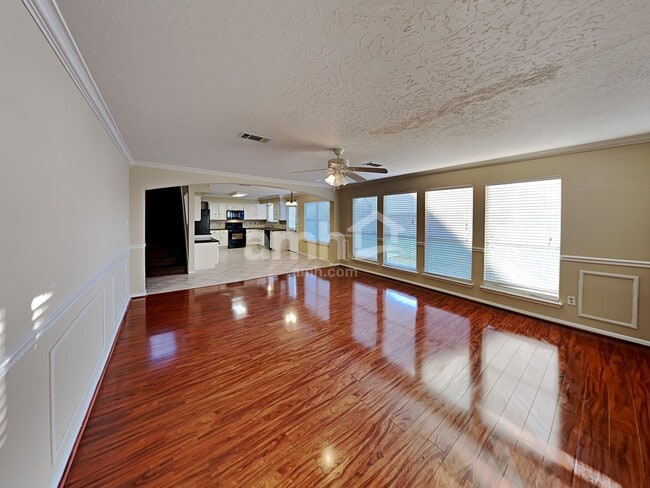 Photo - 4422 Hardwood Glen Dr