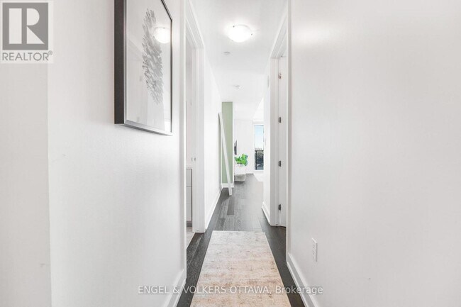 Photo - 111 Champagne Ave S Unité 609