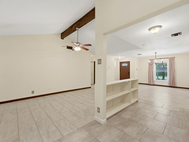 Photo - 1114 Churing Dr