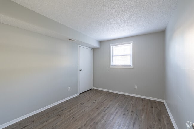 2BR, 1.5BA - 837SF - Second Bedroom - Sirena Gordon Apartments