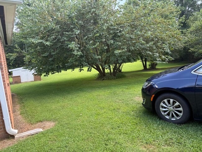 Photo - 324 Lake Orange Rd