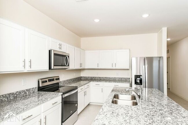 Photo - 35578 W San Capistrano Ave