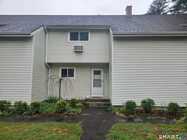 Building Photo - 1401 Farmington Ave Unit B