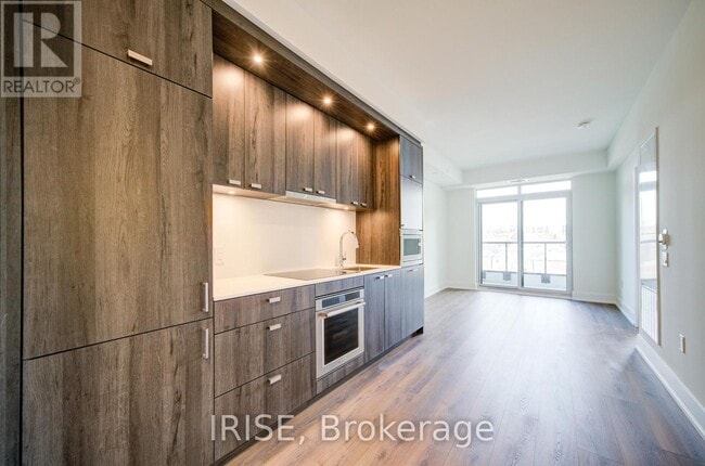 Photo - 858 Dupont St Unité 415