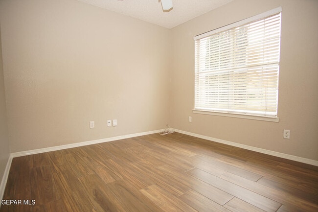 Photo - 3696 Prairie Rose St