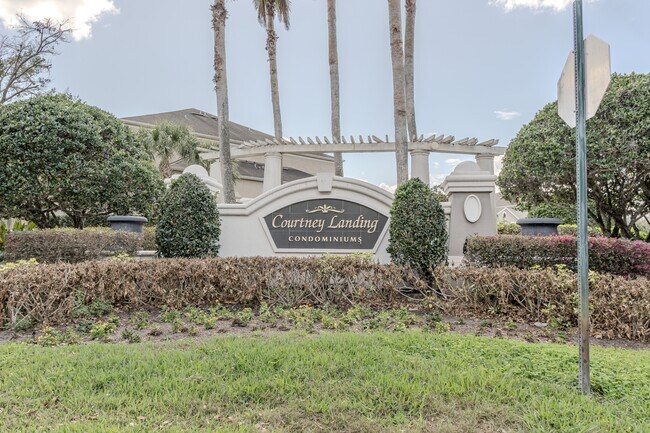 Photo - 6596 Swissco Dr