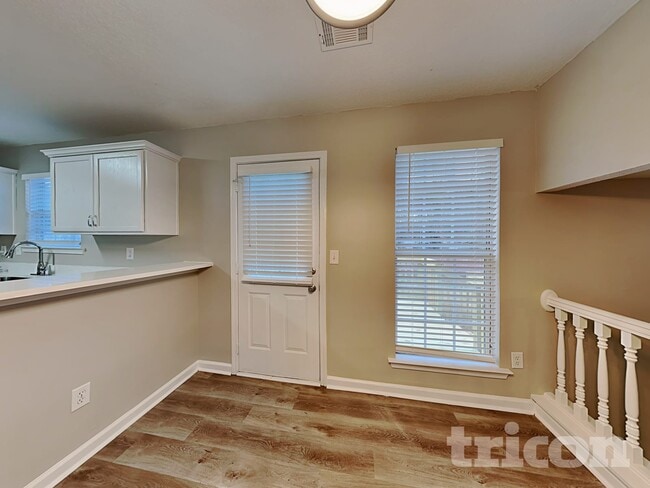 Photo - 6010 Waggoner Ct