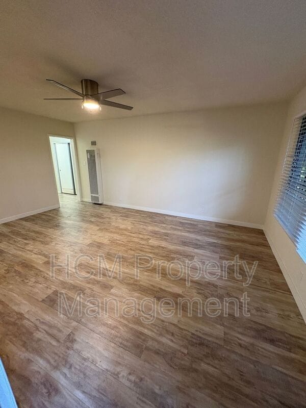 Photo - 4714 Slauson Ave