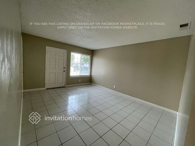 Photo - 3971 Avante Way